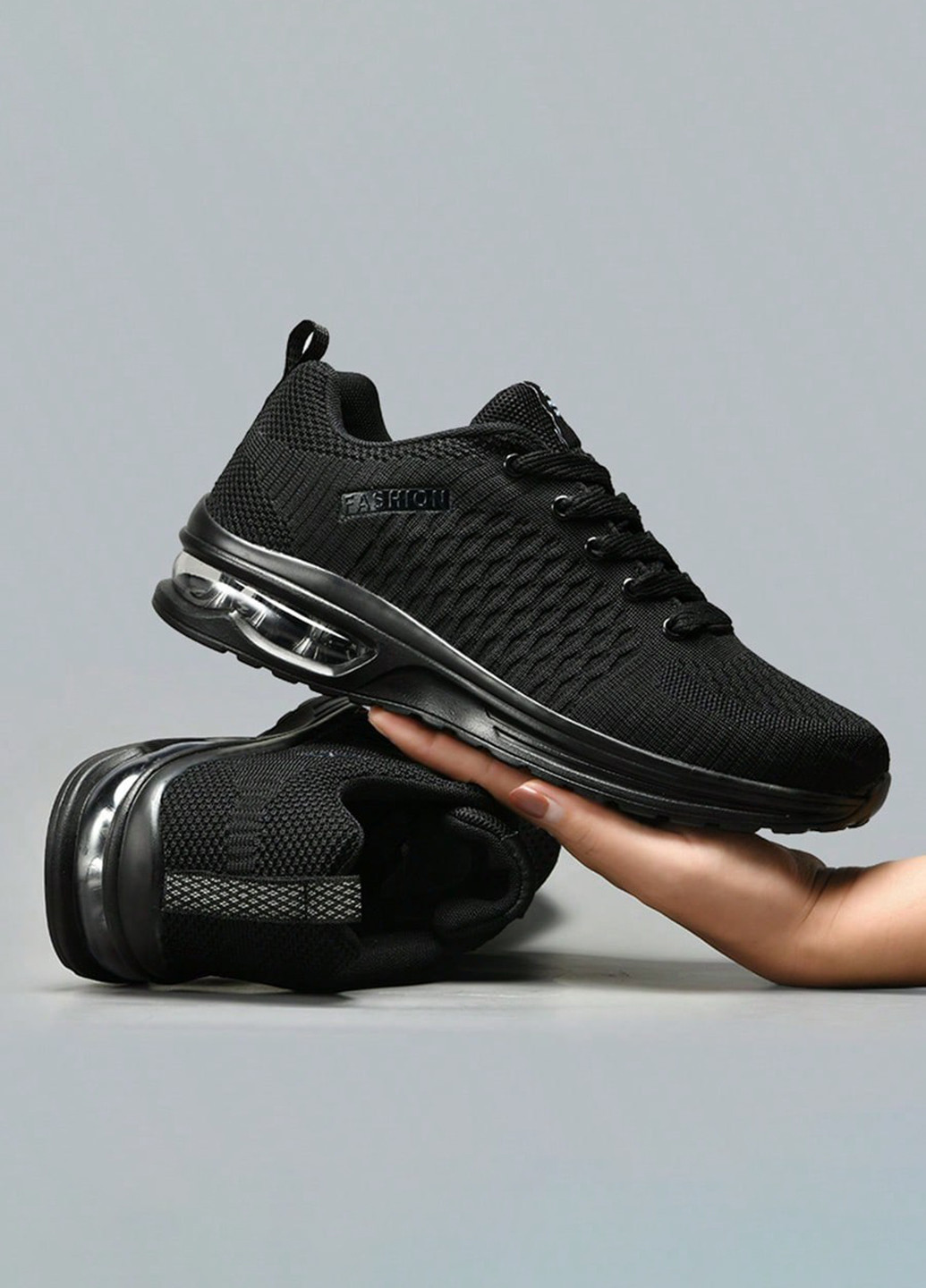 Черные демисезонные кроссовки SHEIN