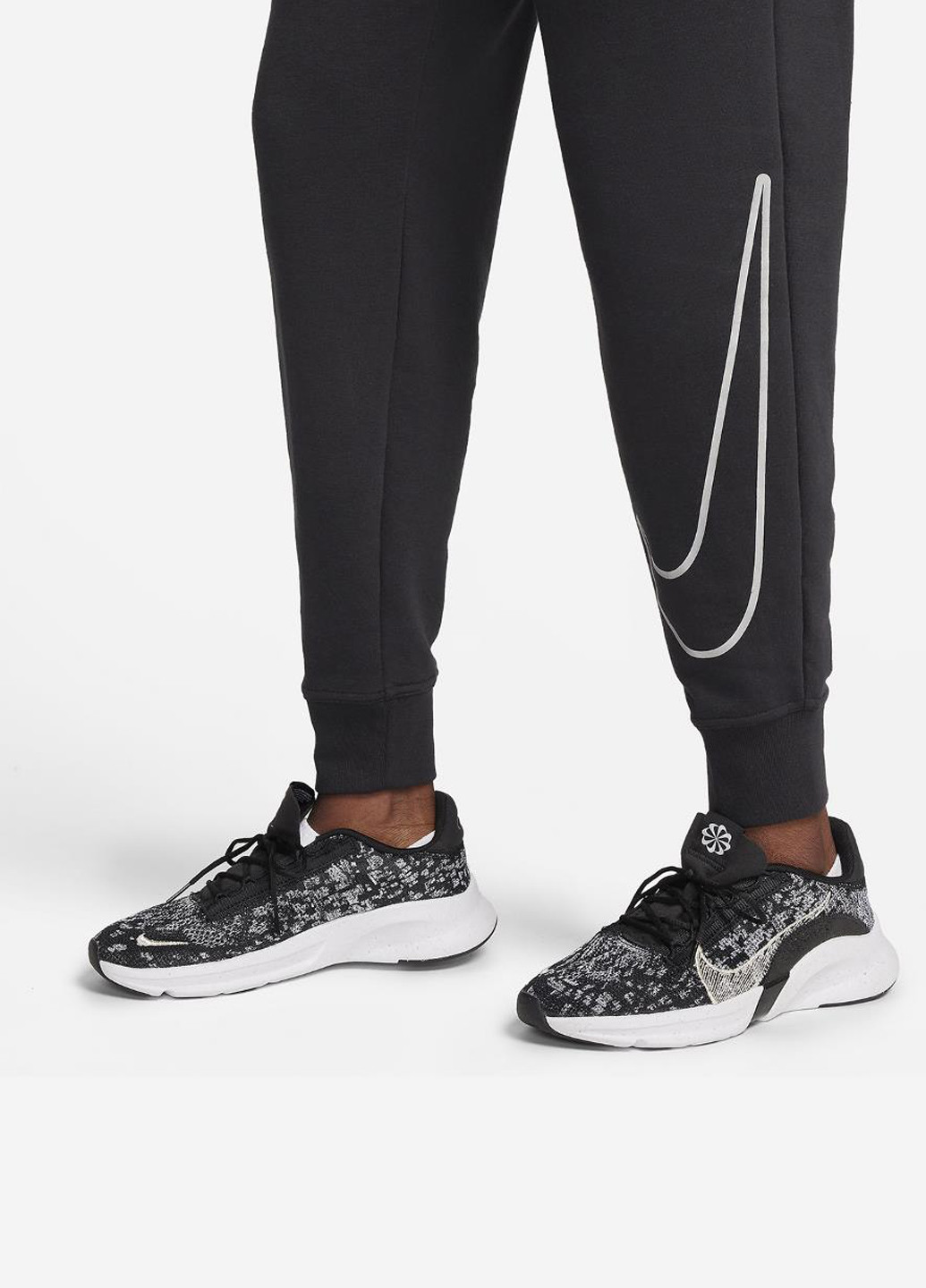 Брюки FB5575-010 Nike W NK ONE DF PANT PRO GRX (321979950)