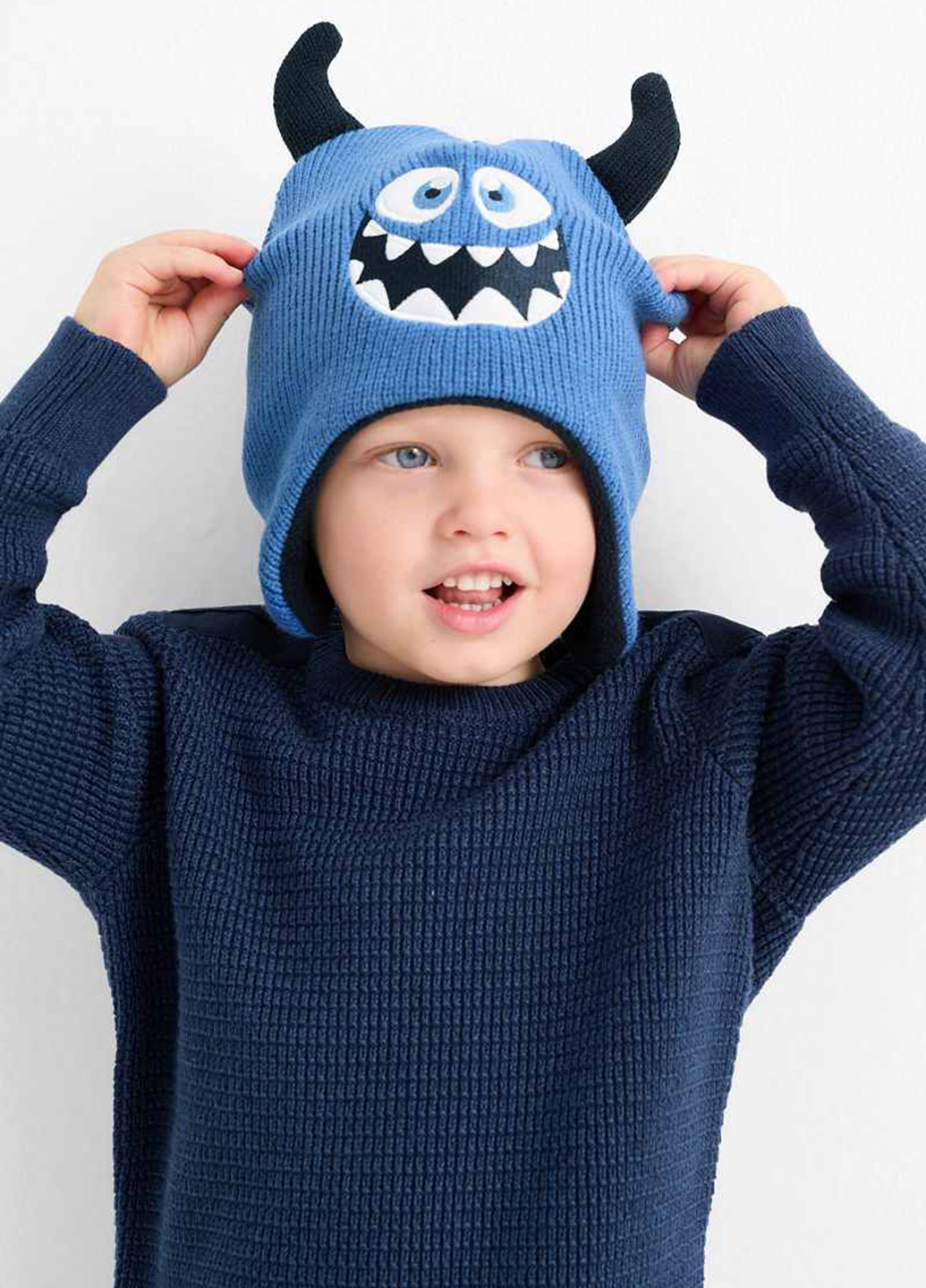 Шапка C&A (369838876)