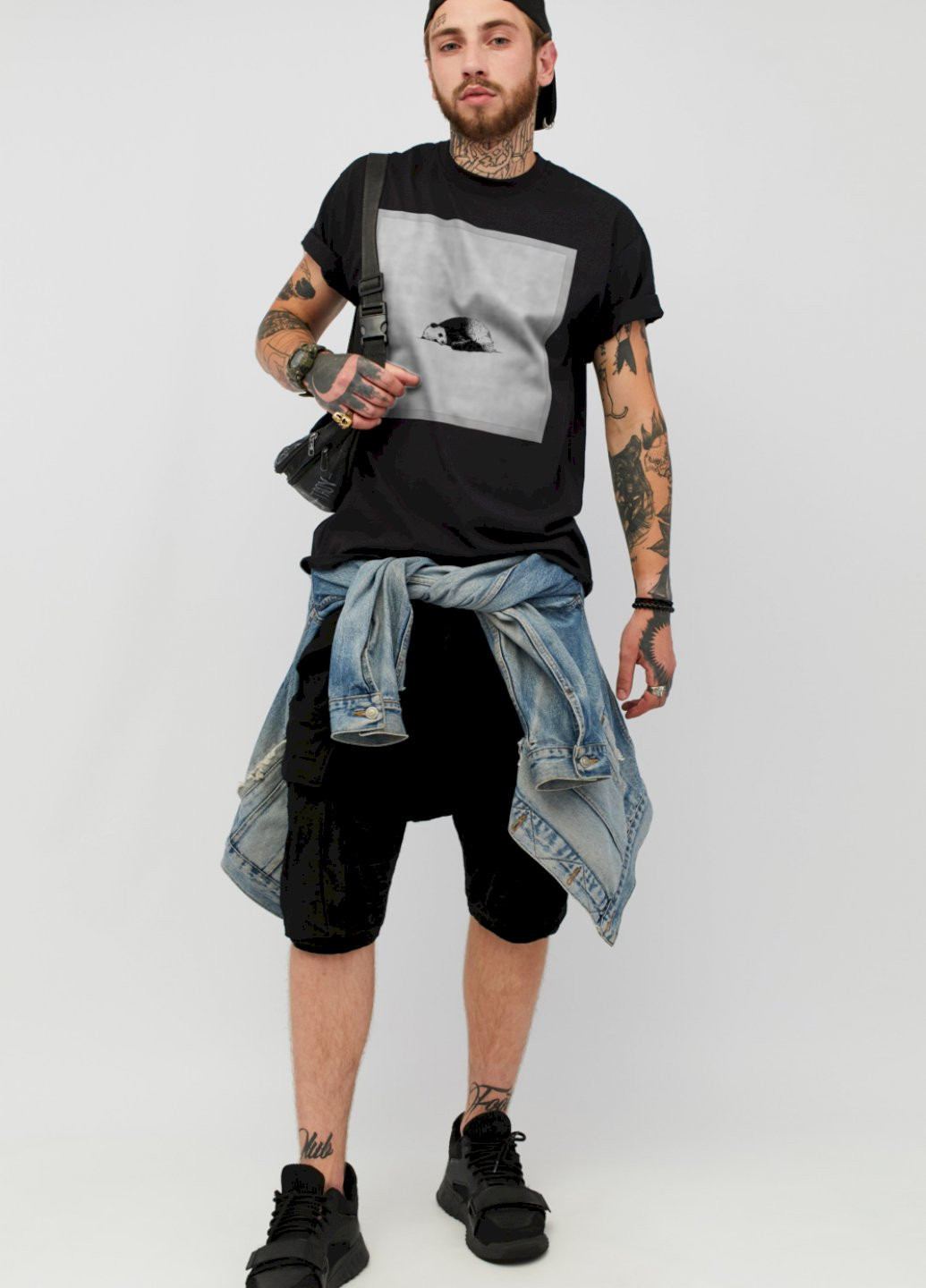 Черная футболка мужская YAPPI