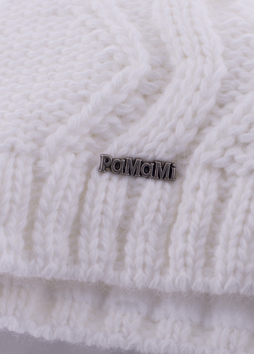 Белый зимний комплект (шапка, шарф-снуд) PaMaMi