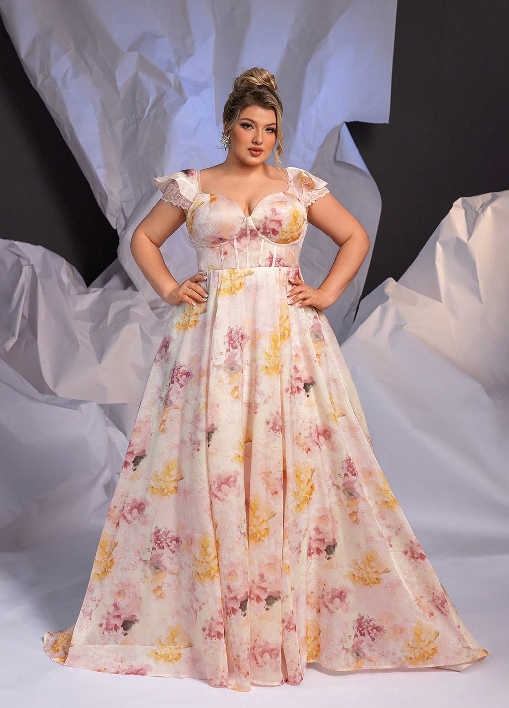 Кремова вечірня сукня а-силует SHEIN з квітковим принтом