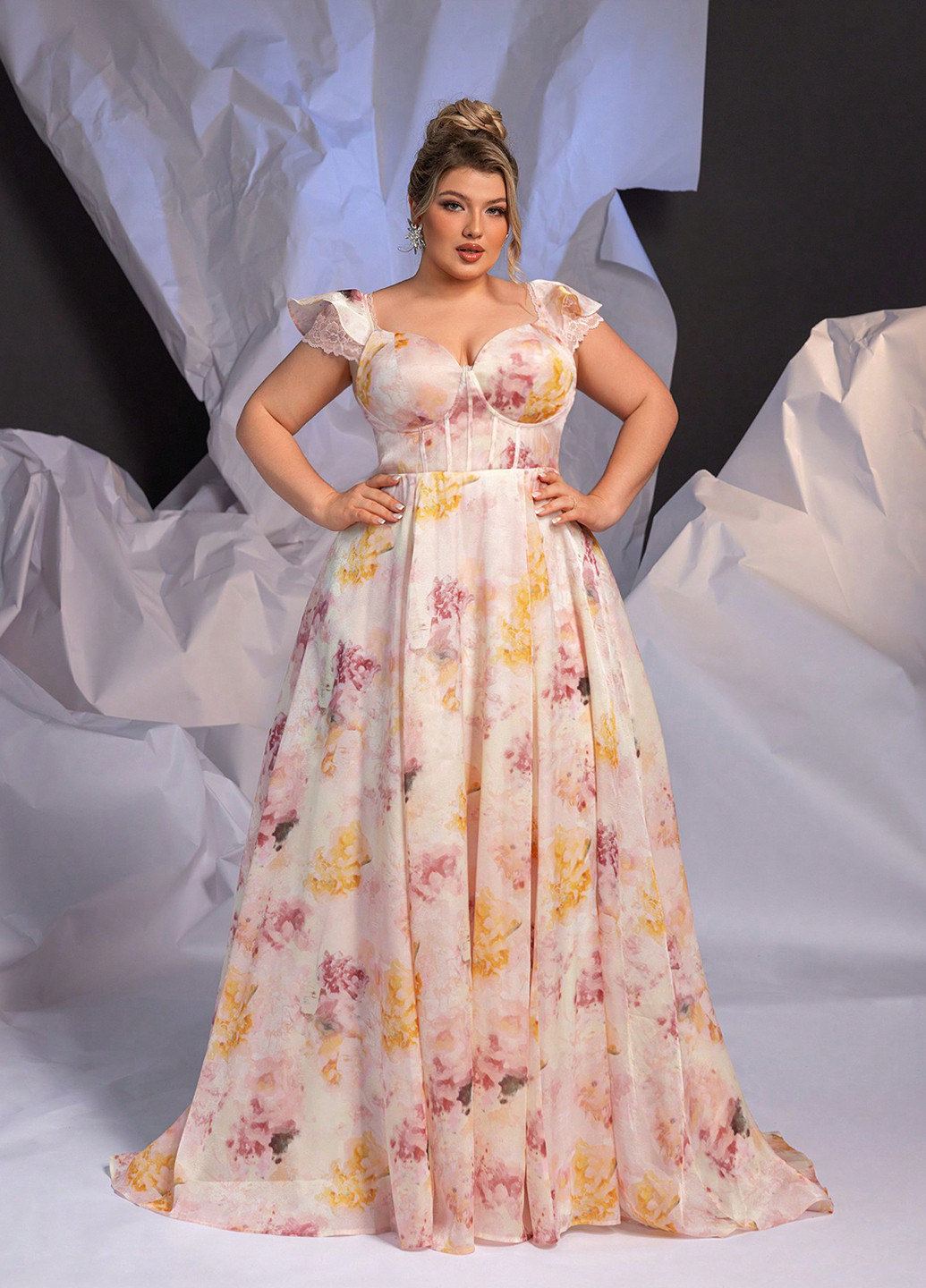 Кремова вечірня сукня а-силует SHEIN з квітковим принтом