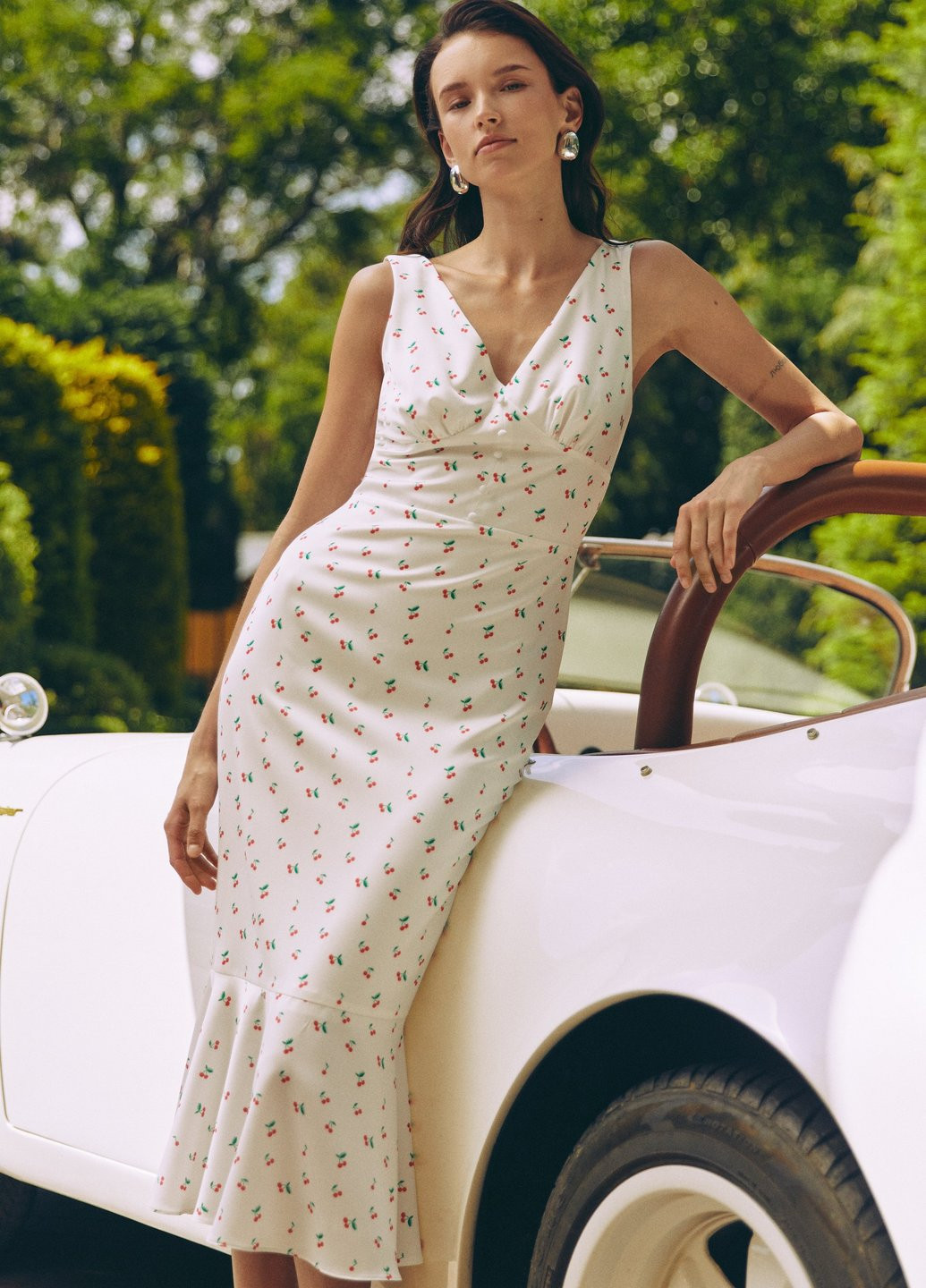 Молочное кэжуал платье Gepur с рисунком