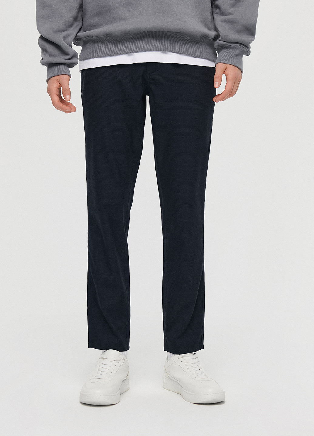 Черные демисезонные слим джинсы House