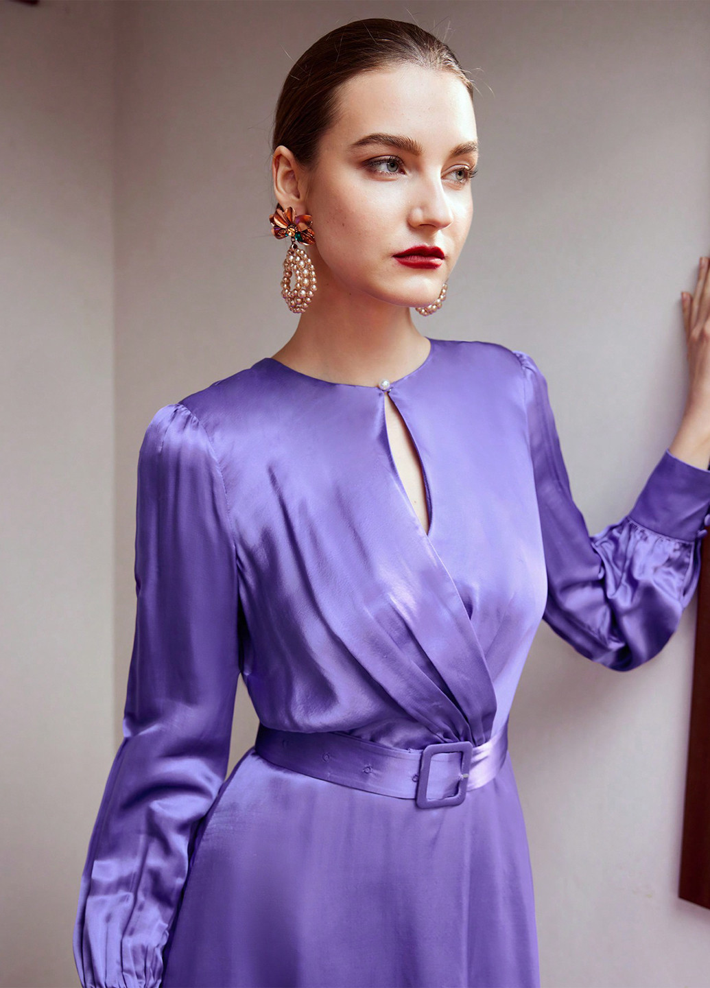 Фіолетова вечірня сукня на запах SHEIN однотонна