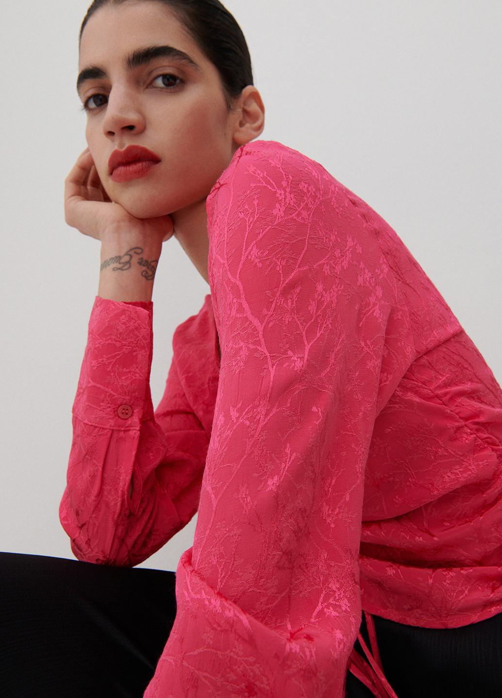 Темно-розовая блуза Reserved