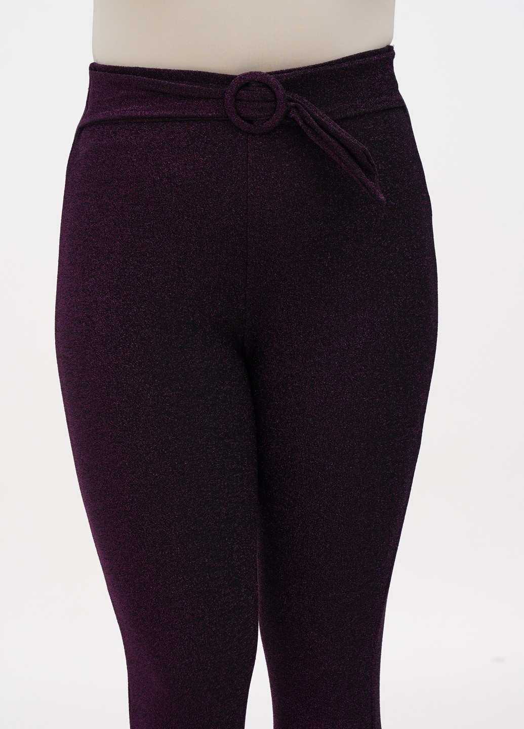 Фиолетовые кэжуал демисезонные зауженные брюки Calliope