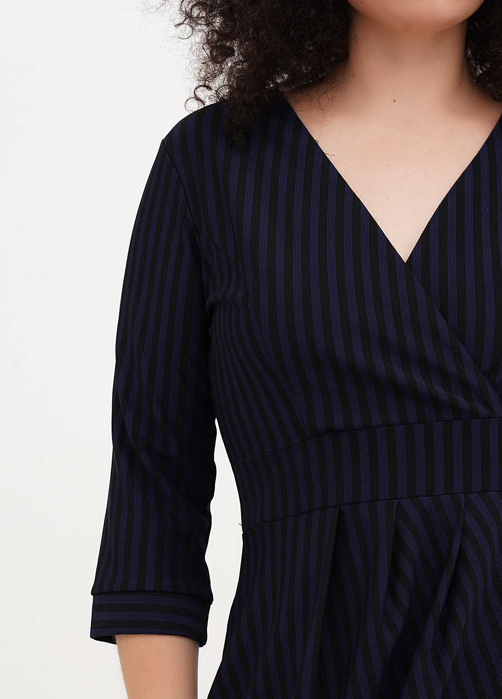 Синя кежуал сукня на запах Babylon в смужку