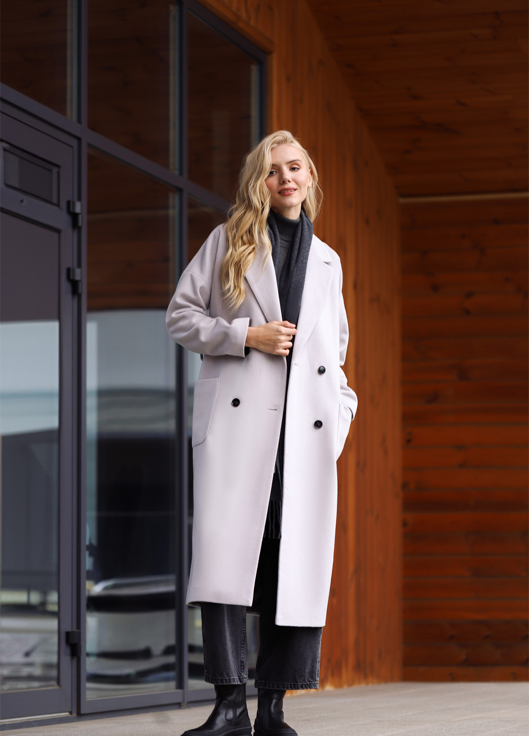 Світло-сіре демісезонне Пальто двобортне Florens