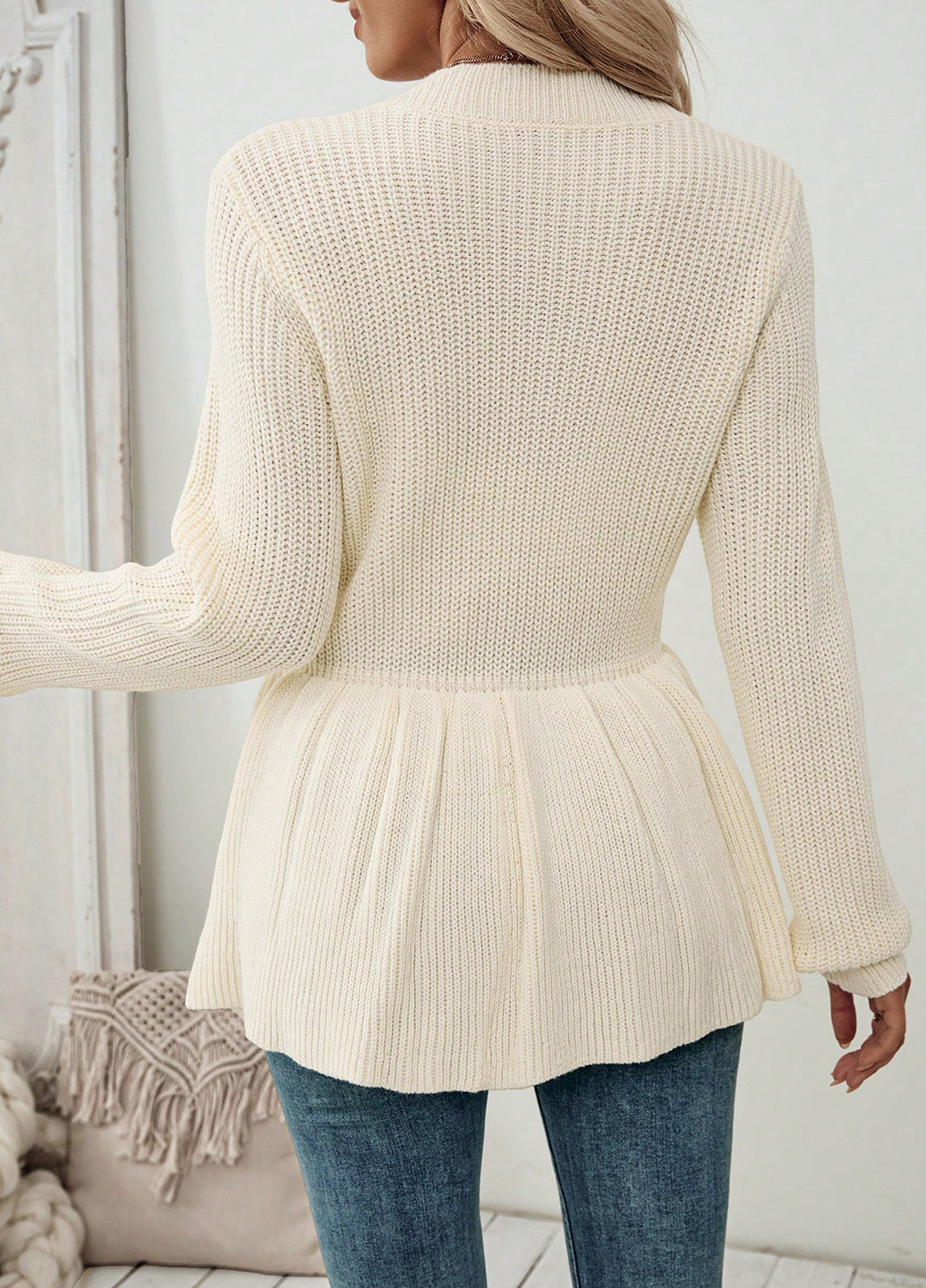 Молочний демісезонний пуловер пуловер SHEIN