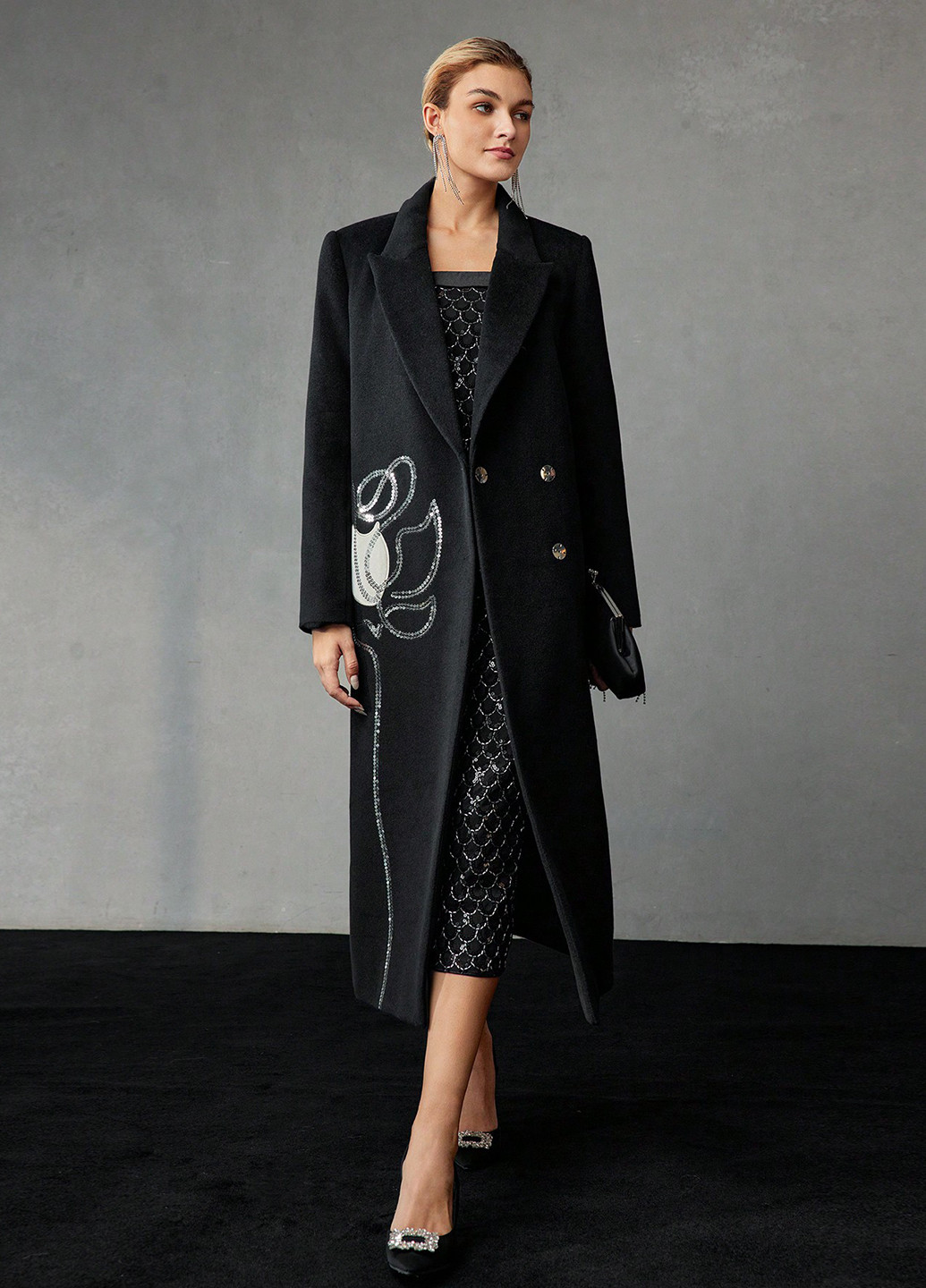 Черное зимнее Пальто двубортное SHEIN