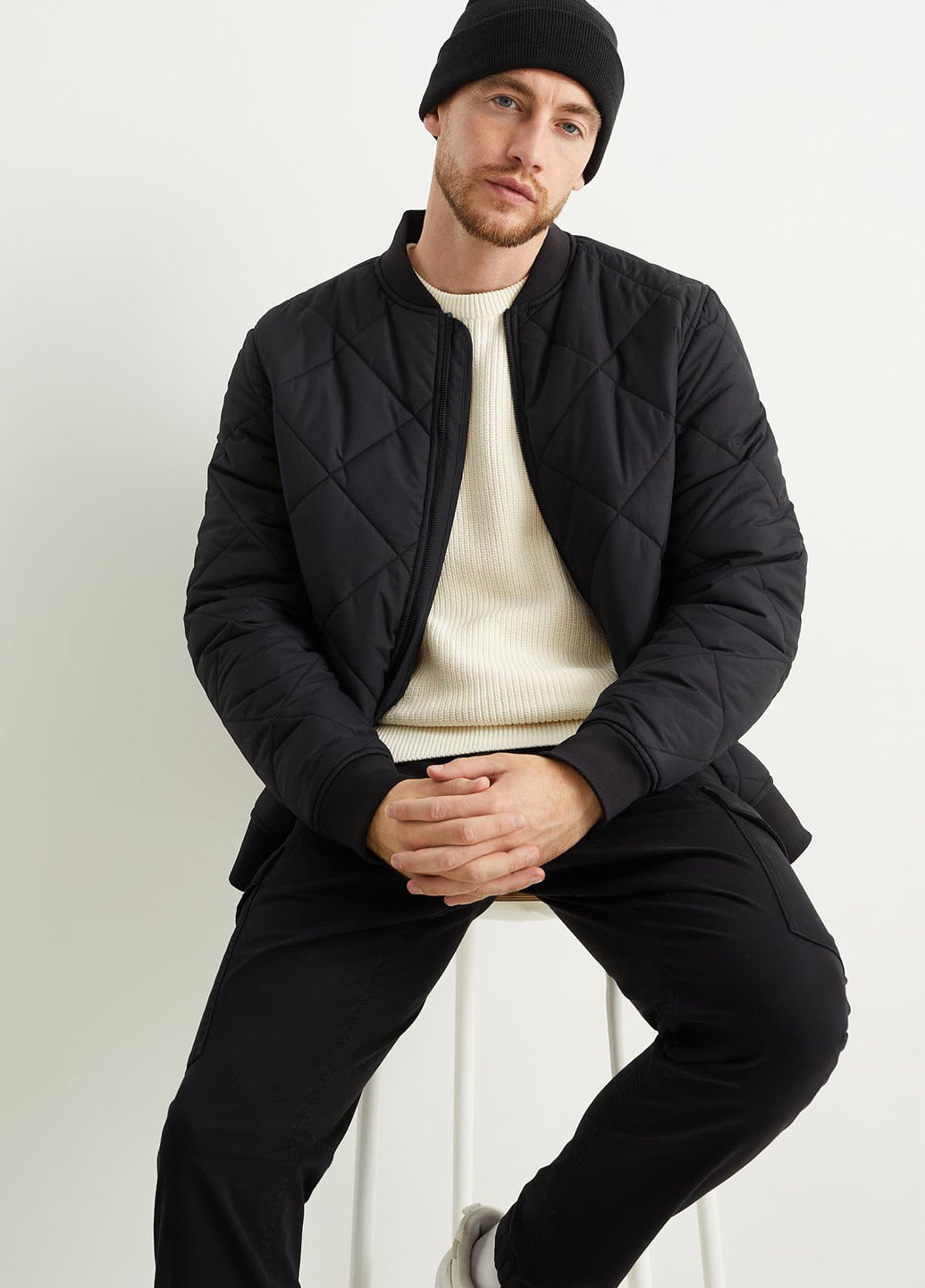 Белый демисезонный свитер джемпер C&A