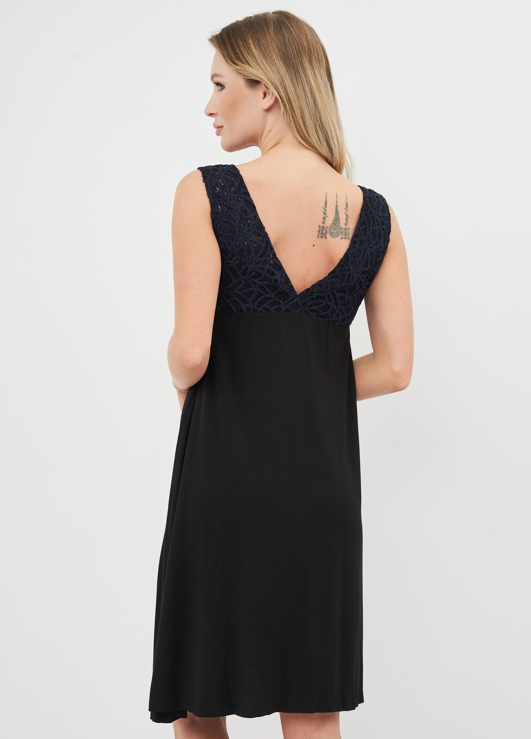 Нічна сорочка жіноча S чорна 03141 Effetto (254797219)