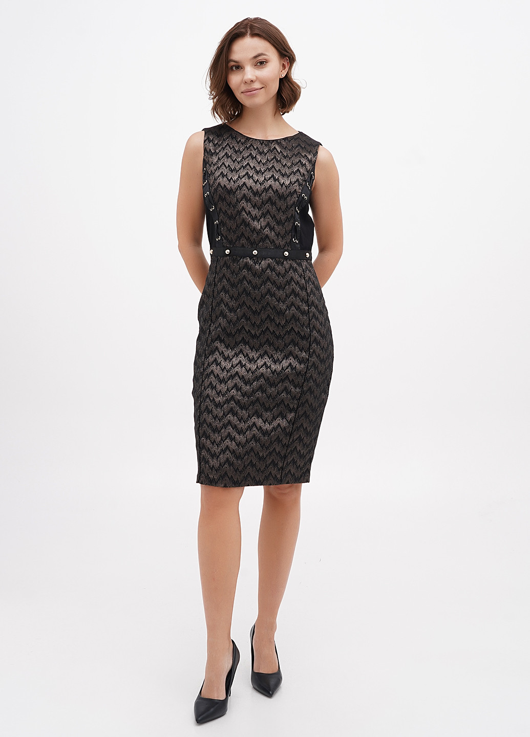 Коричневое кэжуал платье футляр Sassofono однотонное