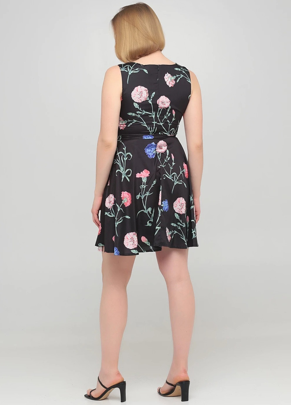 Комбинированное кэжуал платье клеш с цветочным принтом Mela London