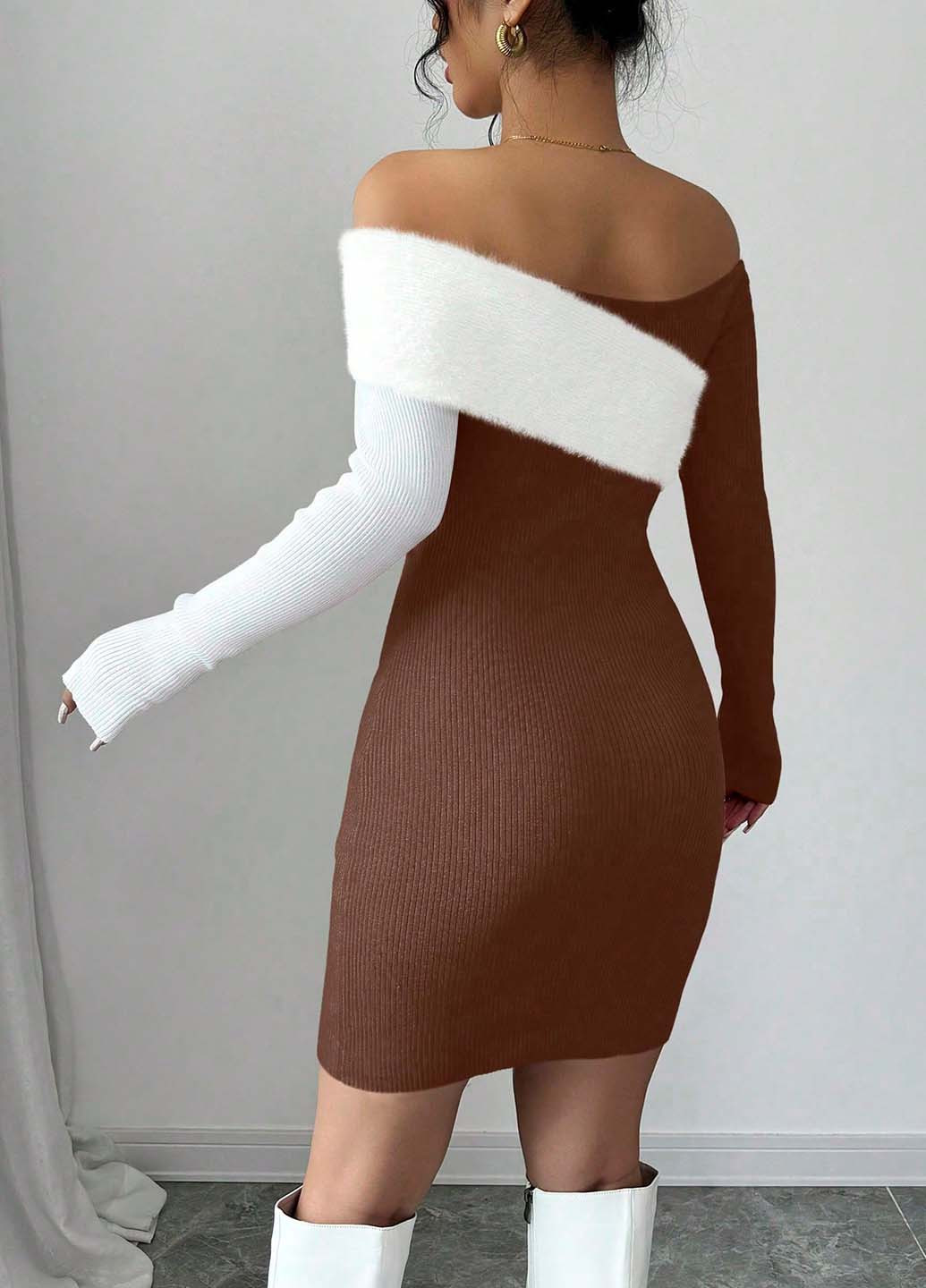 Коричневое кэжуал платье платье-свитер, с открытыми плечами SHEIN колор блок