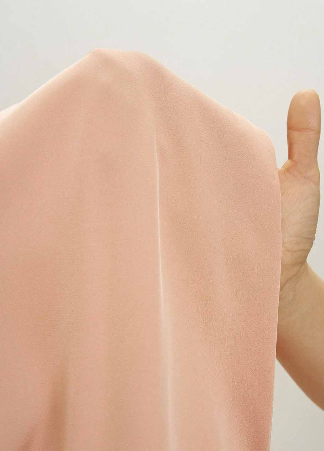 Персиковая блуза на запах SHEIN