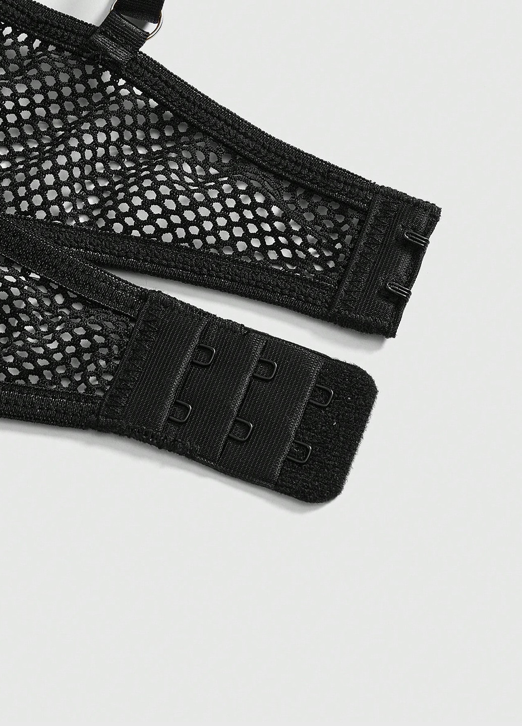 Чорний демісезонний комплект (бюстгальтер, трусики, пояс для панчох) SHEIN