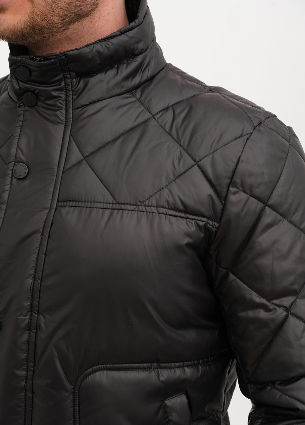 Черная демисезонная куртка Trend Collection