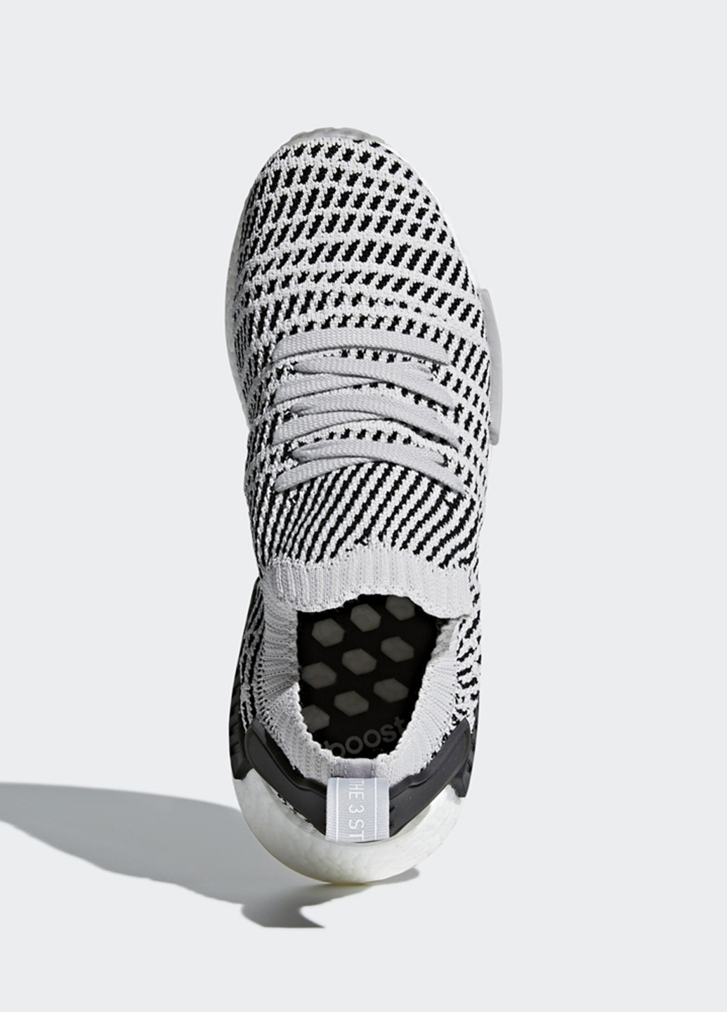 Серые всесезонные кроссовки adidas NMD_R1 STLT Primeknit