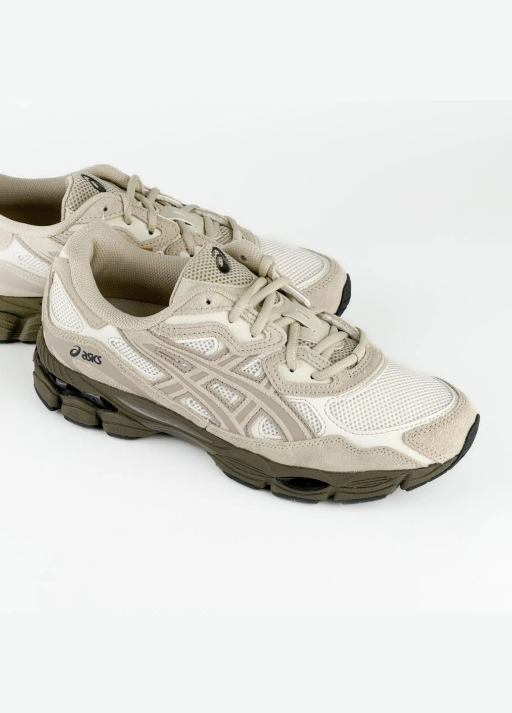Бежевые демисезонные кроссовки 1203a383-105 Asics Gel-NYC