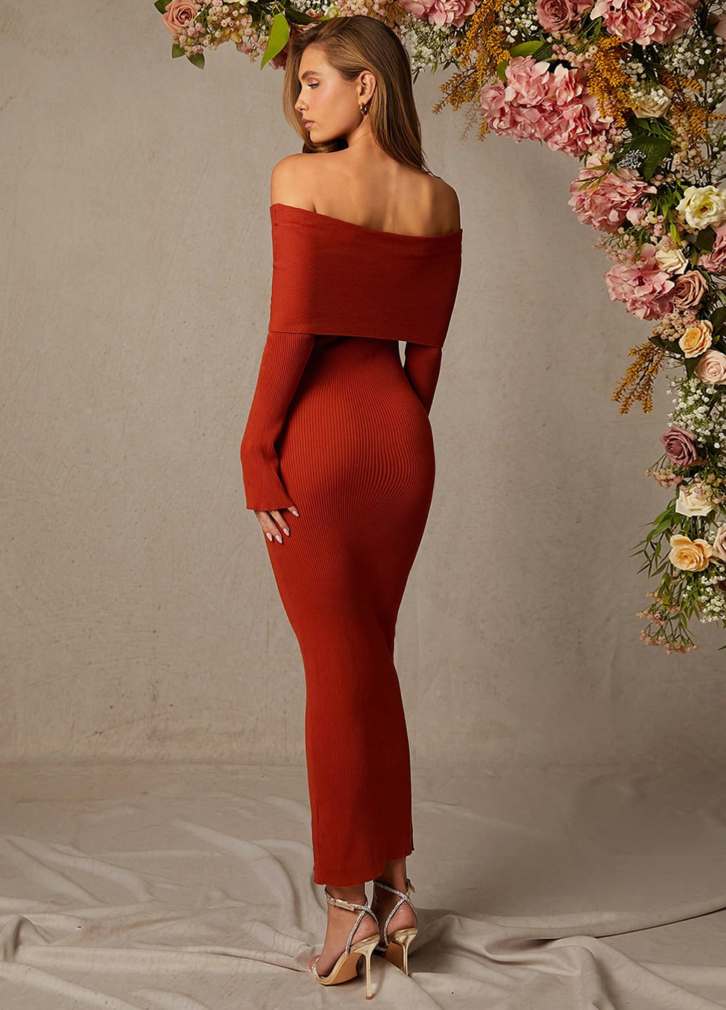 Теракотова кежуал сукня силуетна, сукня светр, з відкритими плечима SHEIN однотонна