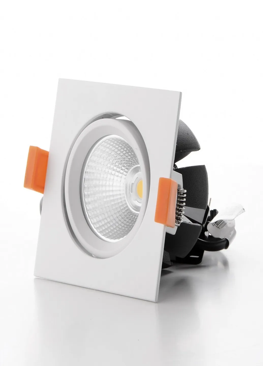 LED-41 / 10W COB CW DL Стельовий вбудований світильник led Brille (185914162)