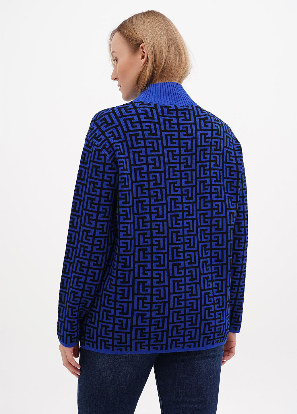 Синій демісезонний светр Kiss Me