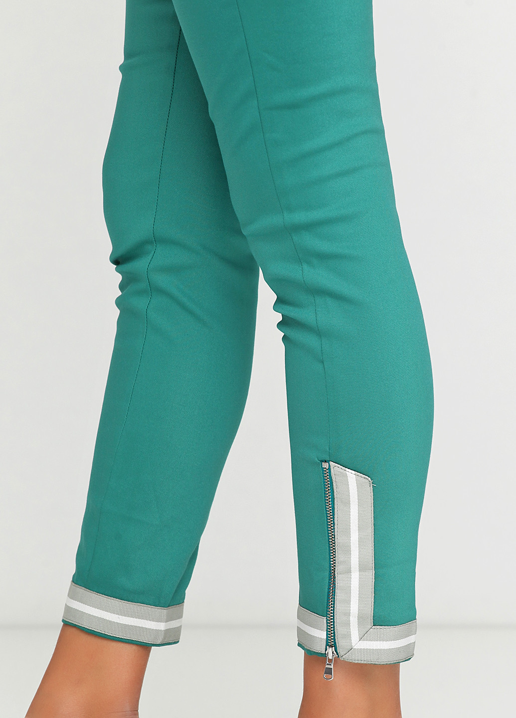 Зеленые кэжуал демисезонные зауженные брюки Mos Mosh