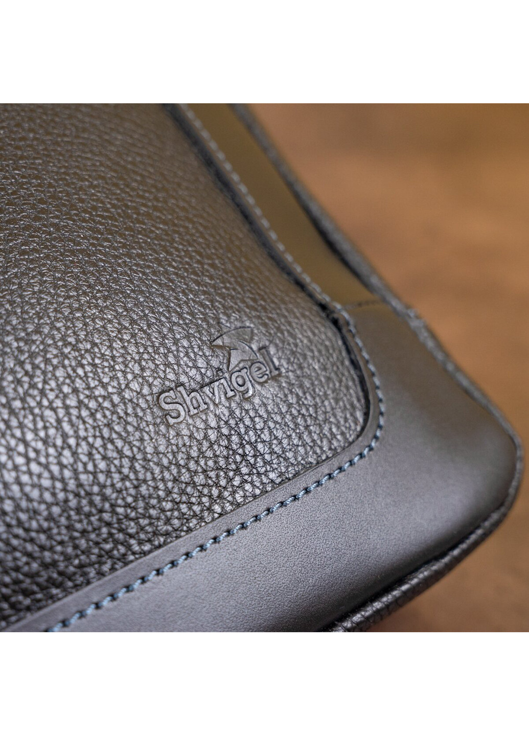 Чоловіча шкіряна сумка для ноутбука 35х26х6 см Shvigel (229460603)