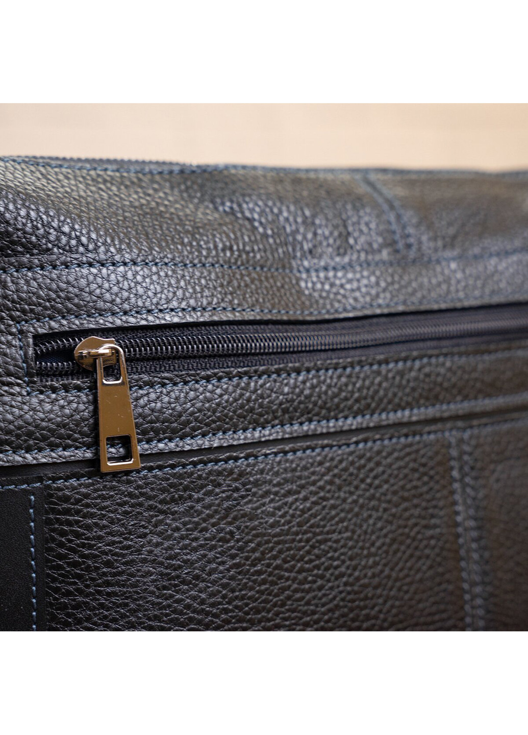 Чоловіча шкіряна сумка для ноутбука 35х26х6 см Shvigel (229460603)