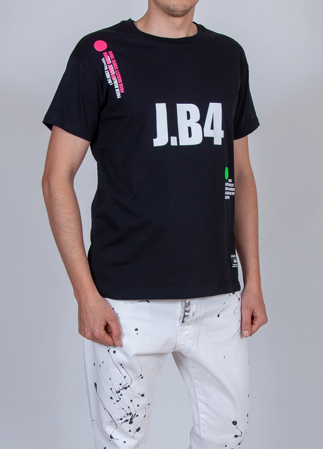 Чорна футболка J.B4 (Just Before)