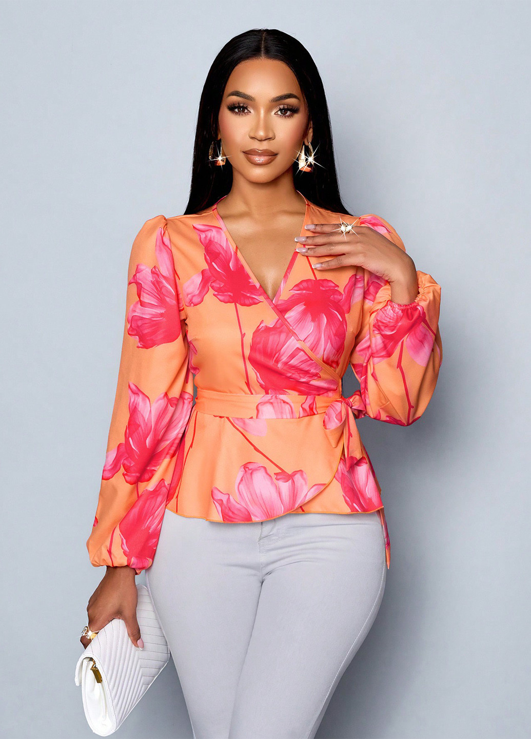 Оранжевая блуза на запах SHEIN