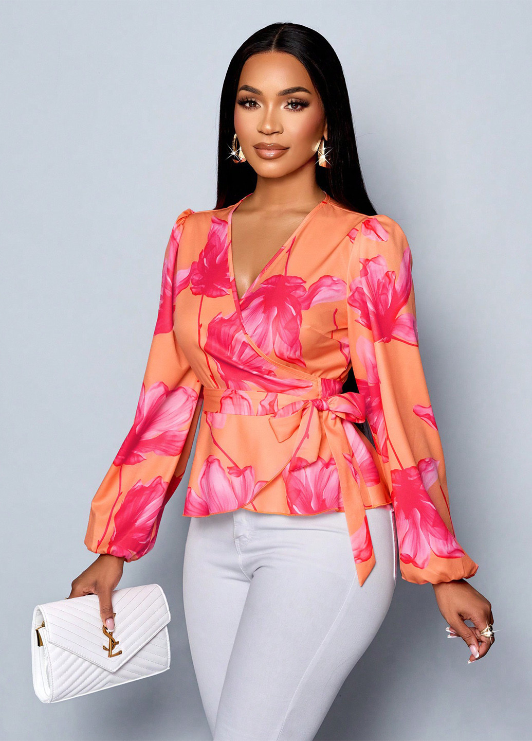 Оранжевая блуза на запах SHEIN