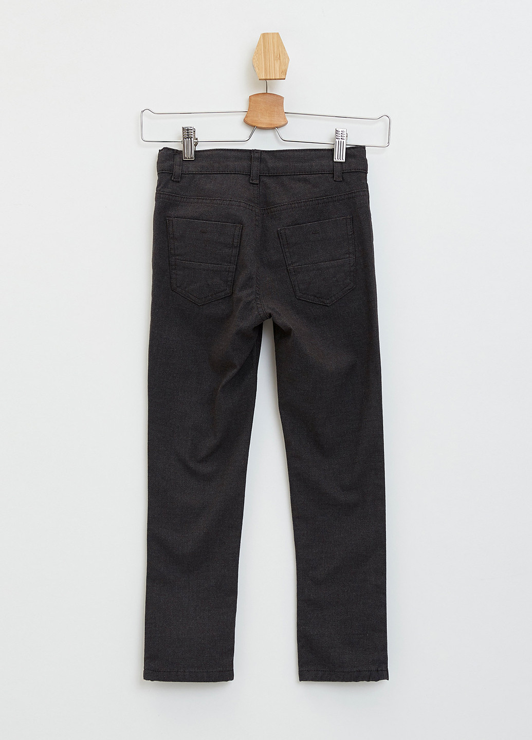 Графитовые джинсовые демисезонные брюки прямые DeFacto