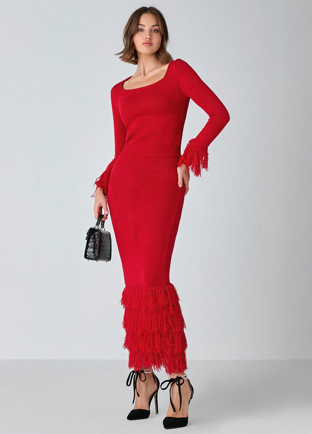 Красный демисезонный свитер SHEIN