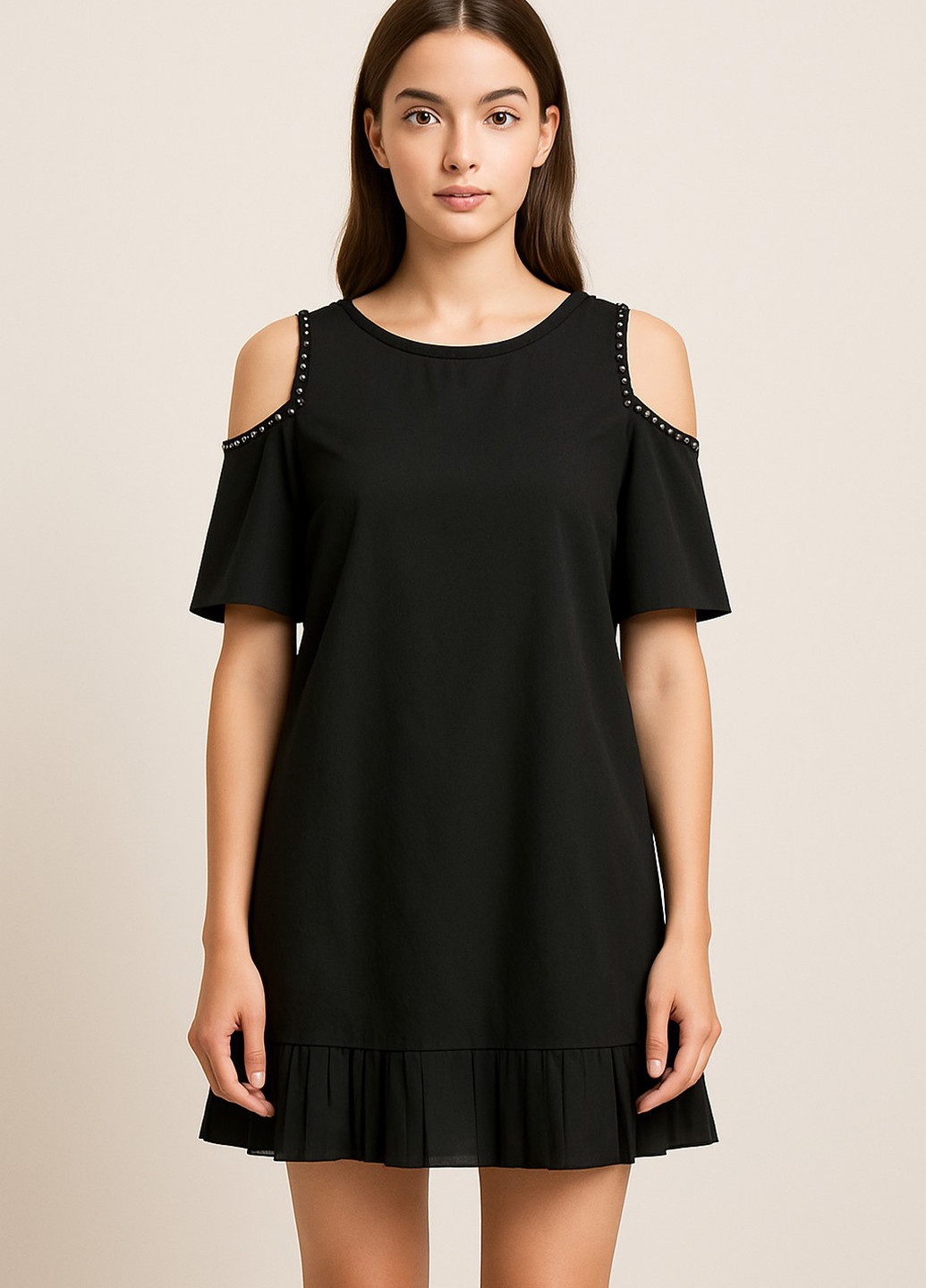 Чорна коктейльна сукня а-силует Sassofono однотонна