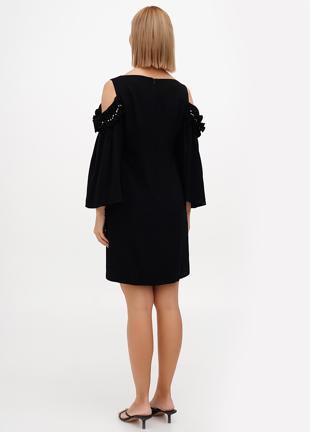 Черное кэжуал платье Sassofono однотонное