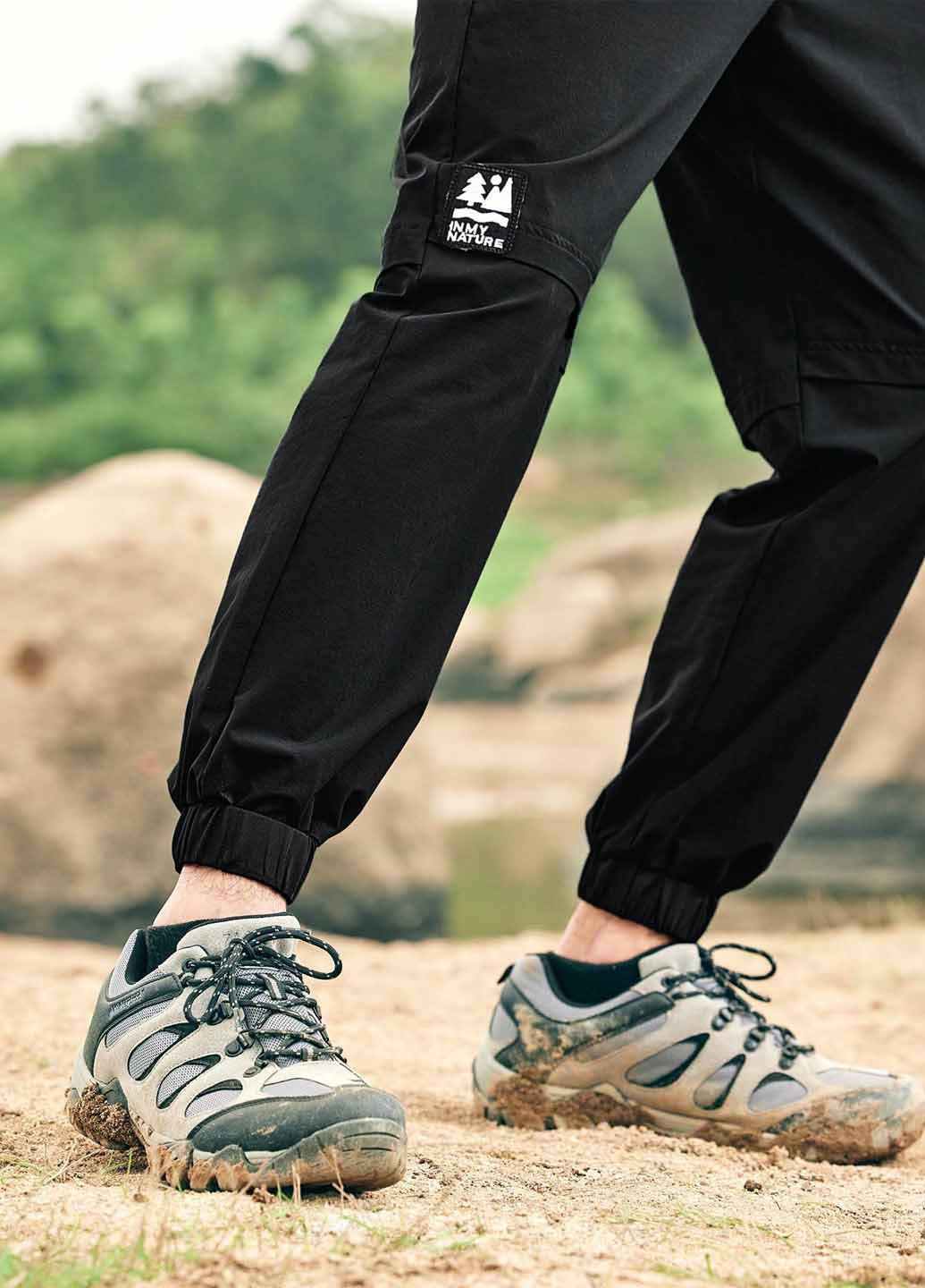 Черные спортивные демисезонные джоггеры брюки SHEIN