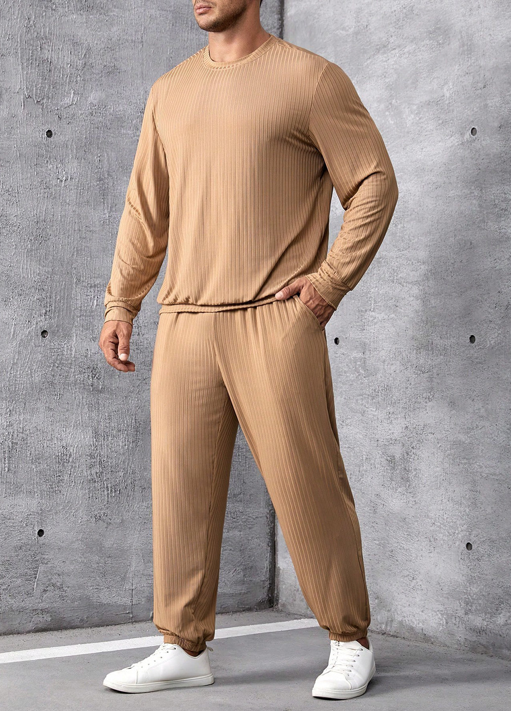 Світло-бежевий демісезонний костюм (лонгслів, штани) брючний SHEIN