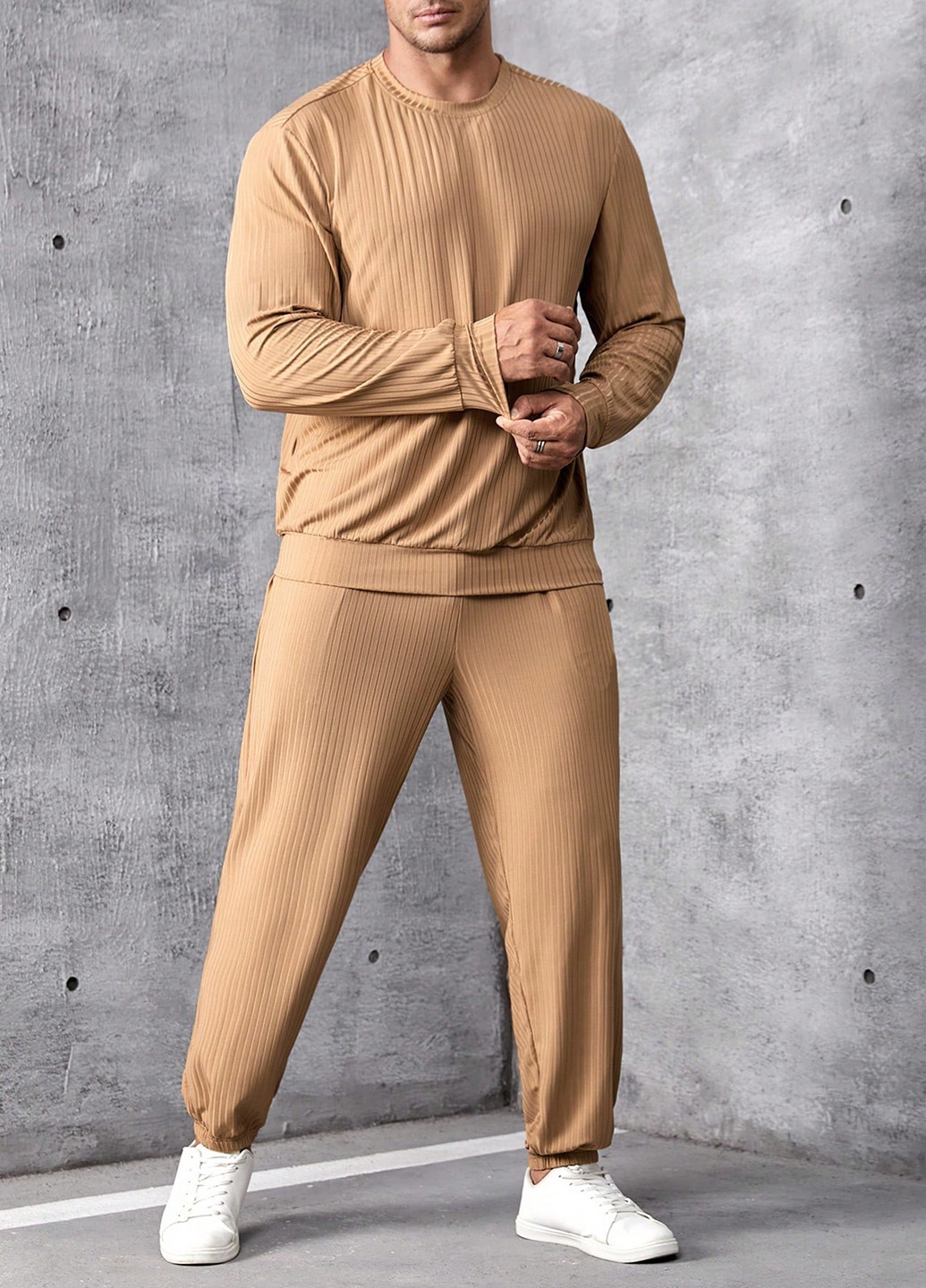 Світло-бежевий демісезонний костюм (лонгслів, штани) брючний SHEIN