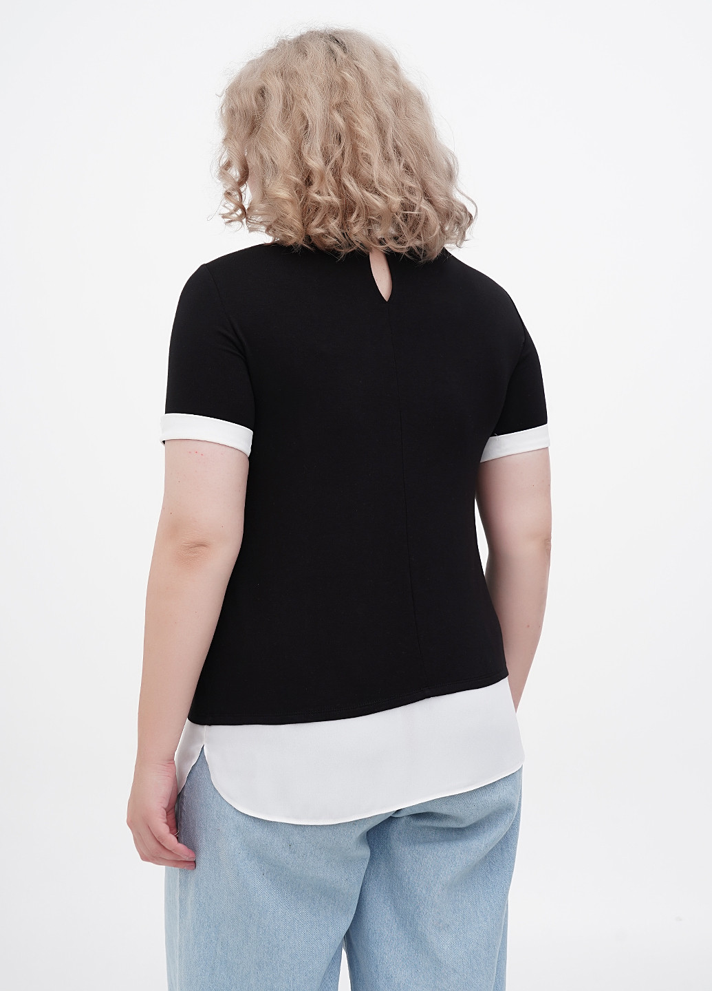 Чёрно-белую блуза Linea Tesini