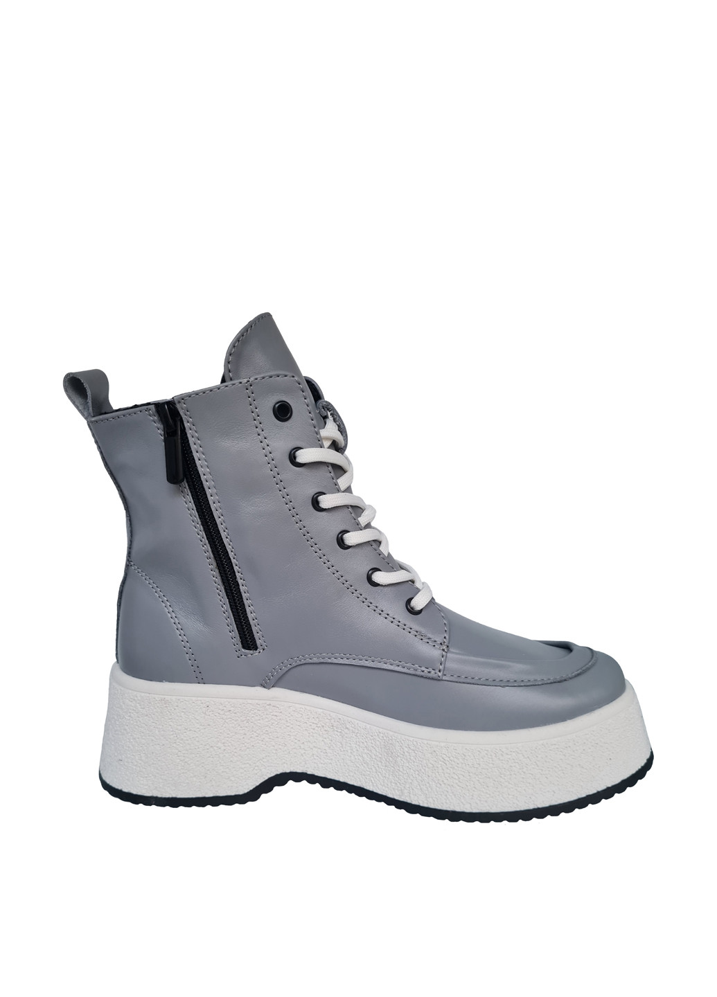 Осенние ботинки Benz без декора