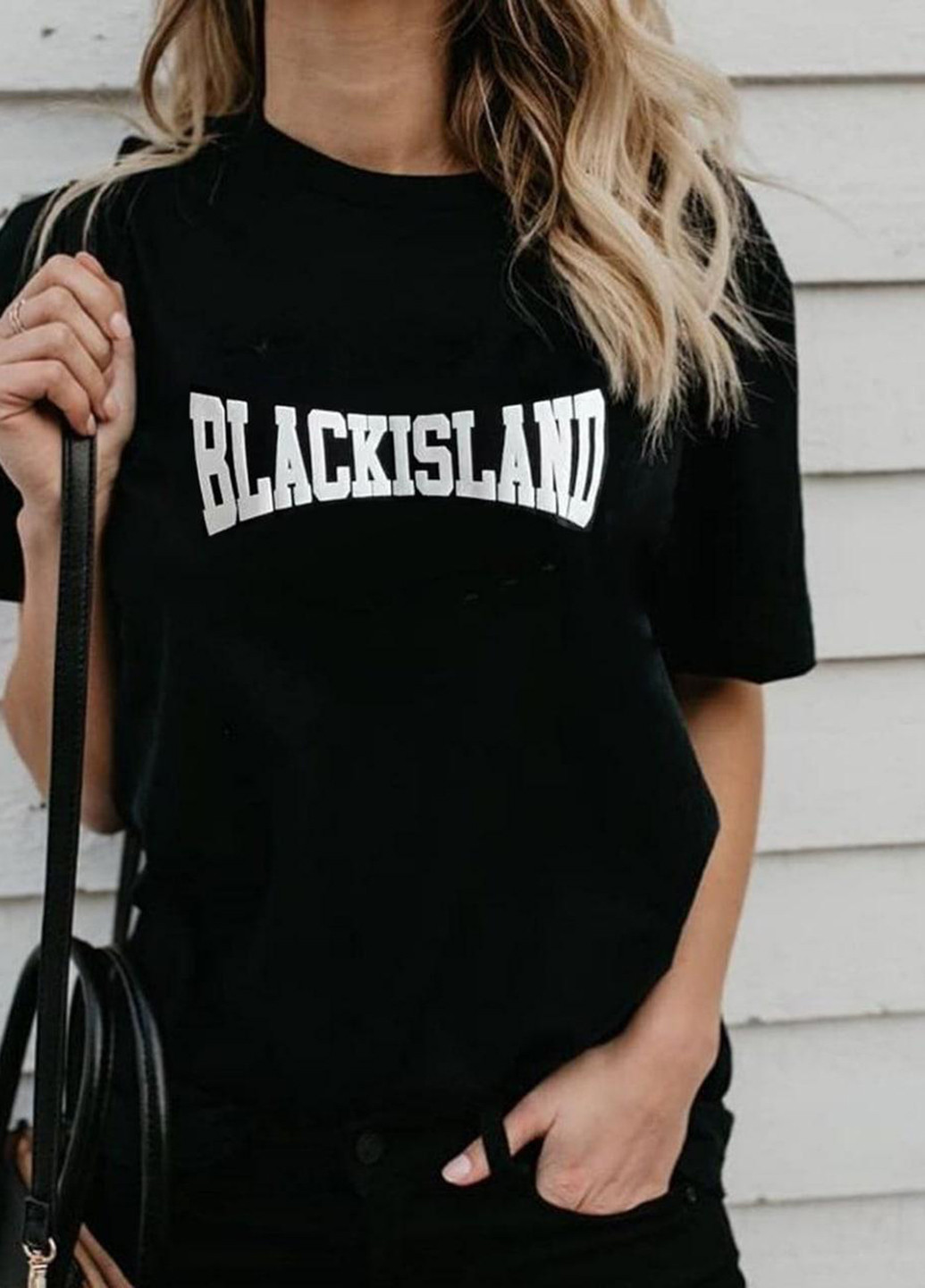 Черная всесезон футболка No Brand
