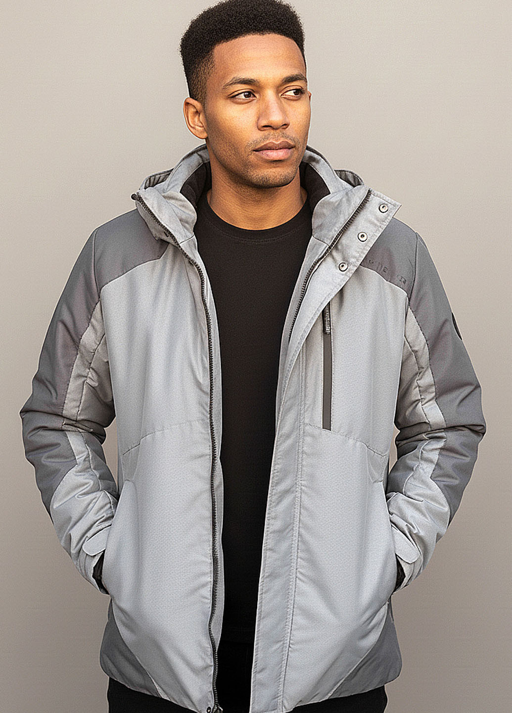 Світло-сіра демісезонна куртка Sun's House