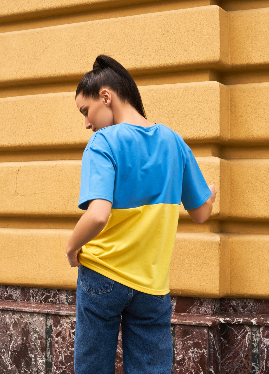 Сине-желтая всесезон футболка женская с коротким рукавом ISSA PLUS 13333