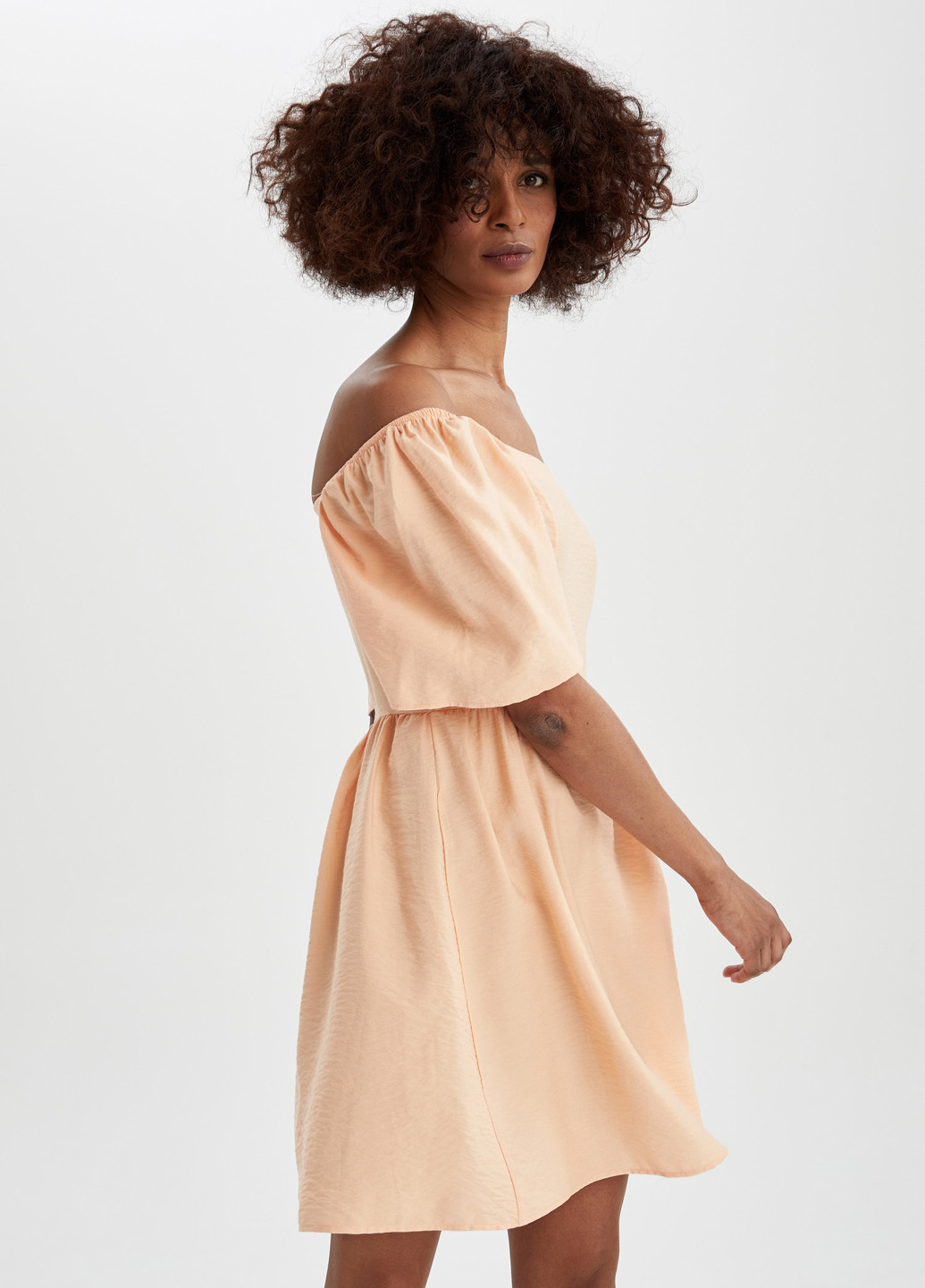 Персикова кежуал плаття, сукня з відкритими плечима, кльош DeFacto