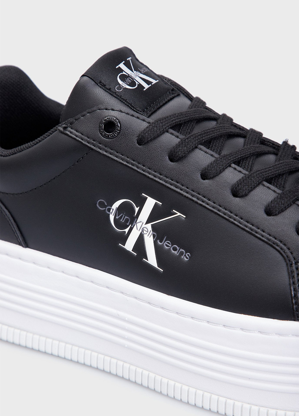 Кросівки Calvin Klein Jeans чорні всесезони (366431990)