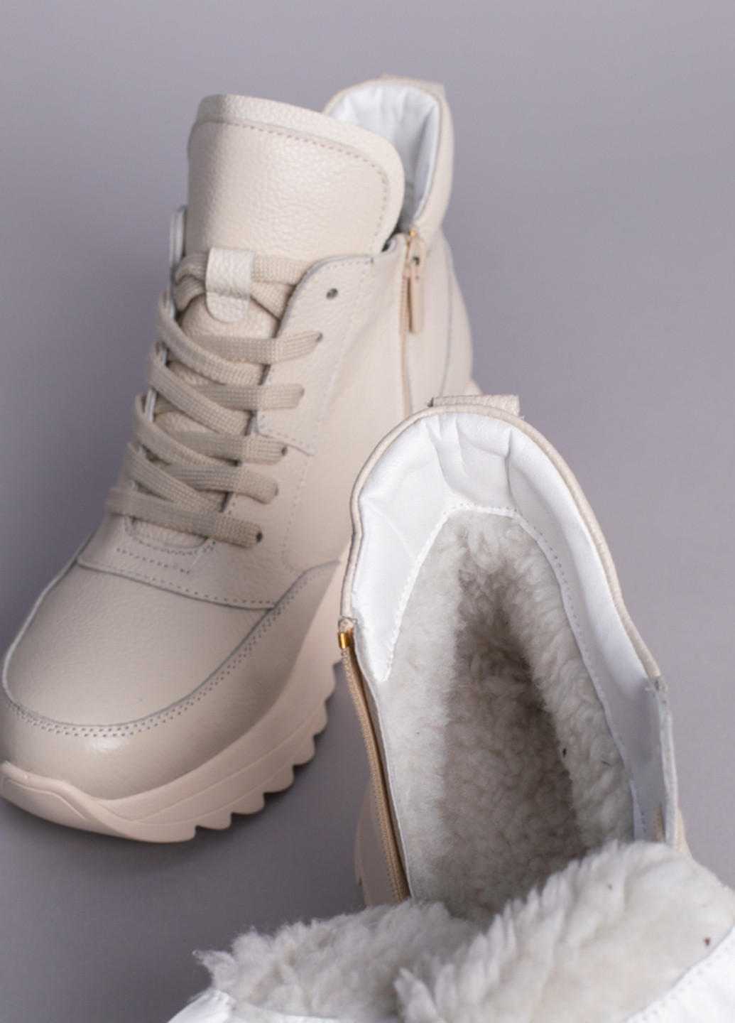 Молочные зимние кроссовки shoesband Brand